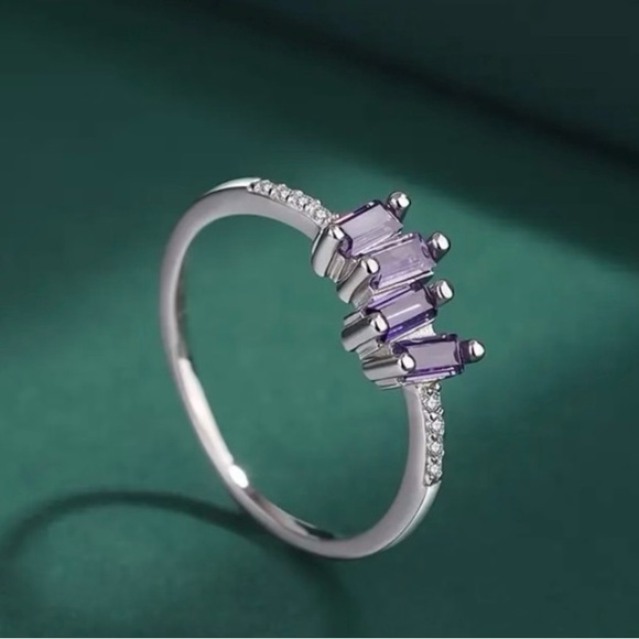 Purple ring - Picture 4 of 5